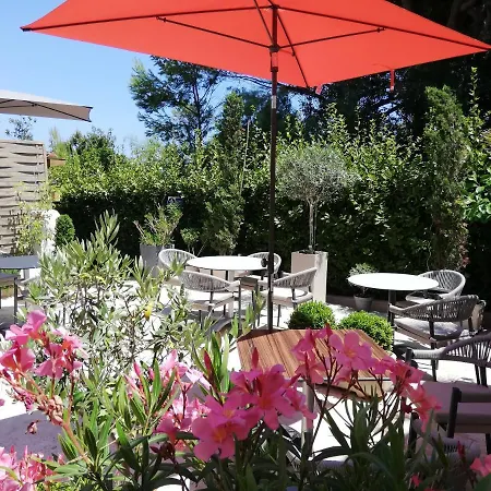 Miramar- Cap D'antibes - La Garoupe מלון