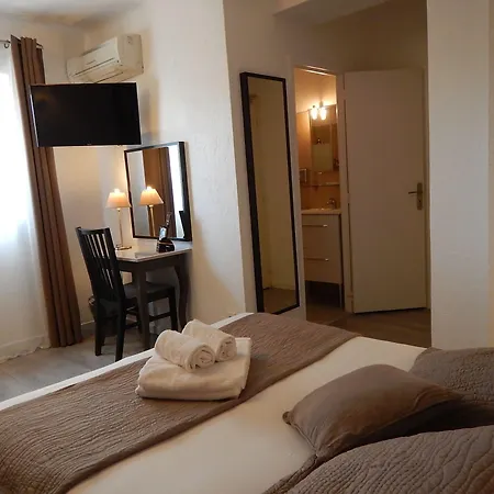 Miramar- Cap D'antibes - La Garoupe מלון 3*