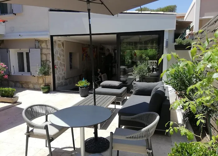 Miramar- Cap D'antibes - La Garoupe 3* Antibes