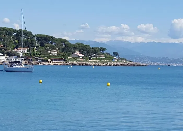 Miramar- Cap D'antibes - La Garoupe Hotel 3*