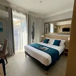 Miramar- Cap D'antibes - La Garoupe Otel Antibes