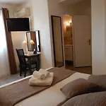 Miramar- Cap D'antibes - La Garoupe Otel 3*