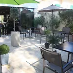 Miramar- Cap D'antibes - La Garoupe Otel 3*