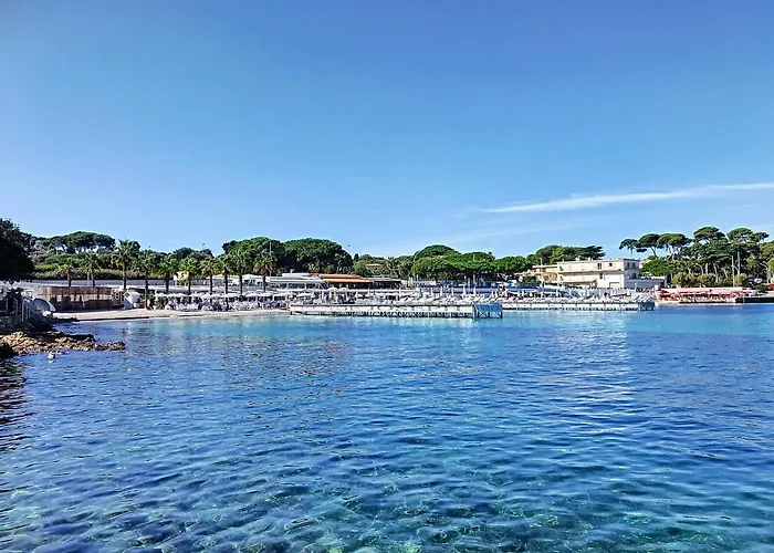 Miramar- Cap D'antibes - La Garoupe 3* Antibes