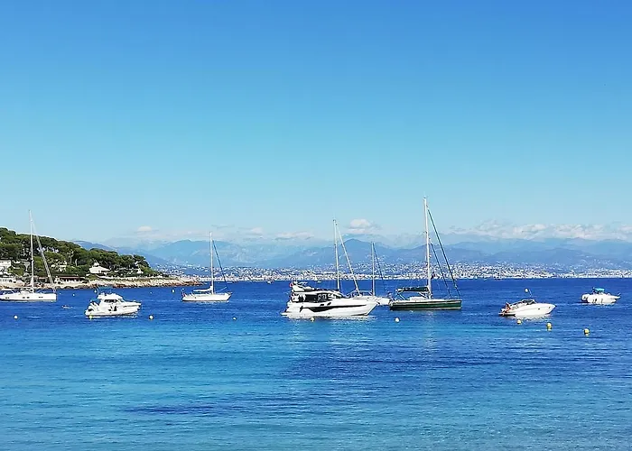 Miramar- Cap D'antibes - La Garoupe Hotel 3*